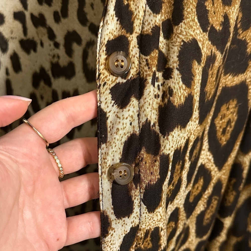 Leopard Print Open Front Cardigan - Picture 2 of 4